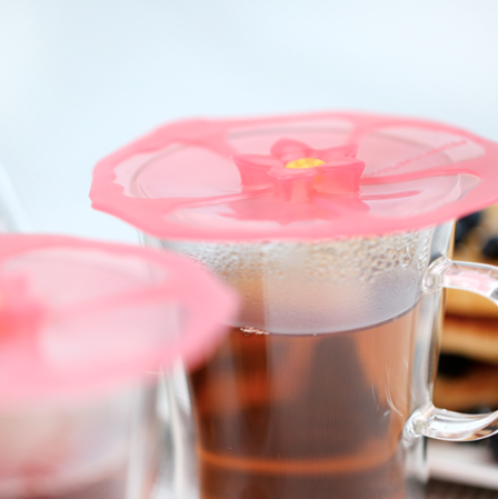 Silicone lids for drinks