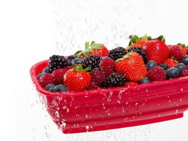 Progressive Progressive Collapsible Berry Colander (Assorted Colors Selected at Random)