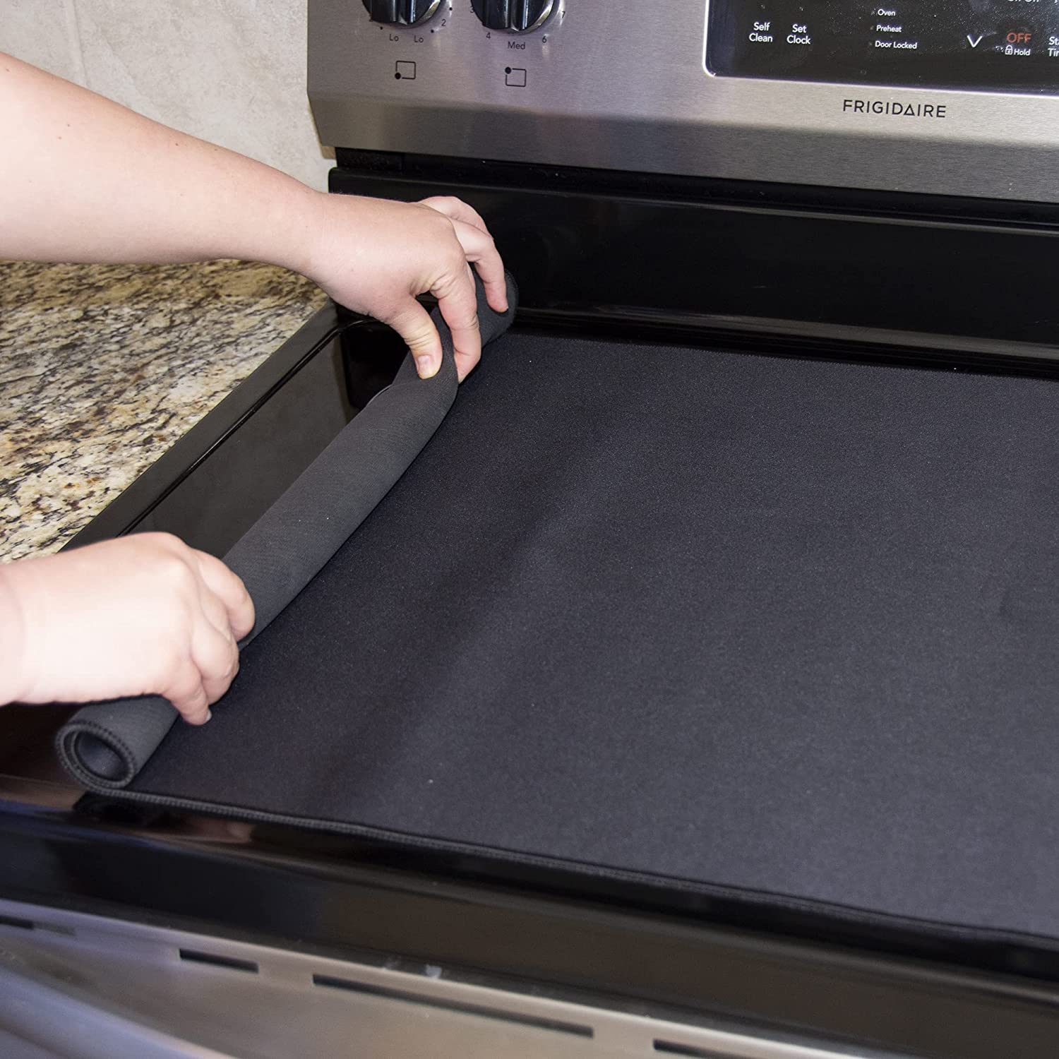 Range Kleen StoveShield Black Silicone Burner Cover - Protects & Conceals  Smooth Top Ranges - Fits Most Electric Brands - Heat Resistant up to 375°F  in the Cooktop & Range Parts department