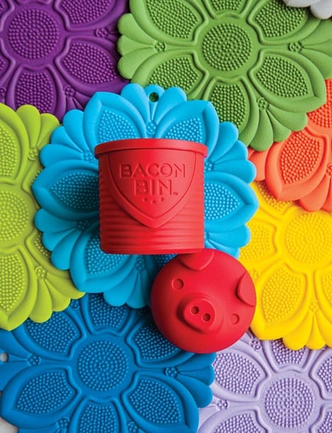 Talisman Designs Bacon Bin Grease Strainer & Collector | Family Friendly  Kitchen Tools | Fun & Functional Silicone Grease Container | Holds up to 1