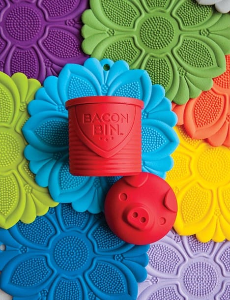 https://www.kooihousewares.com/cdn/shop/files/talisman-sink-accessories-talisman-bacon-bin-adorable-pig-grease-saver-30894951432227.jpg?v=1692642771&width=720